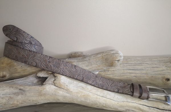 CEINTURE MIXTE EN CUIR ARTISANAL GRAS IMPRIME