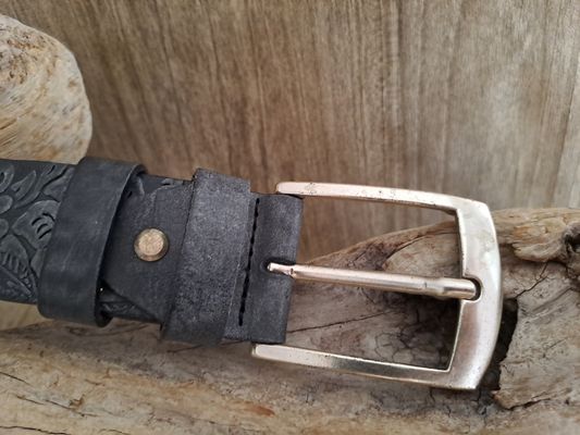 Cuir artisanal