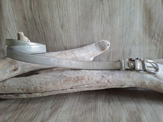 CEINTURE EN CUIR POUR FEMME PAILLETEE
