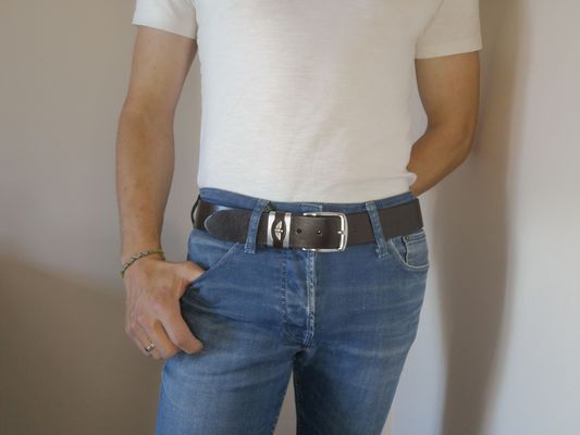 CEINTURE HOMME CUIR VERITABLE AVEC INSIGNE