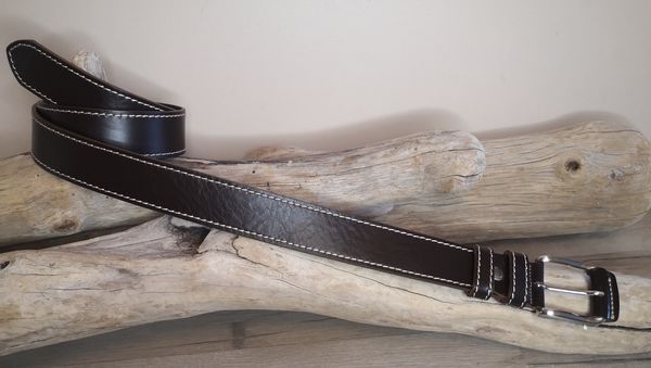 CEINTURE MIXTE EN CUIR DE TAUREAU AVEC COUTURES