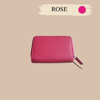 Un porte feuille en cuir