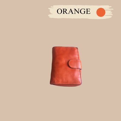 Des porte monnaies en cuir lavé