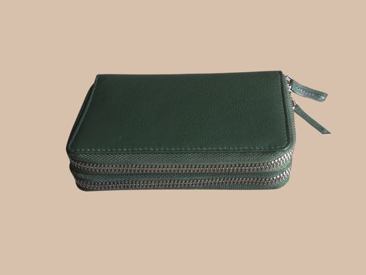 UN PORTE FEUILLE EN CUIR DE VACHETTE PLEINE FLEUR
