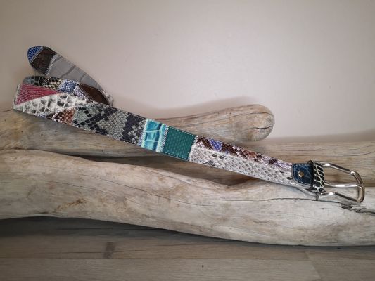 CEINTURE DE LUXE UNIQUE EN CUIR DE PYTHON