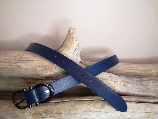 CEINTURE EN CUIR FEMME DE 3CM EN CUIR VERITABLE BOUCLE NOIRE