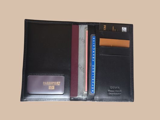 PORTE PASSEPORT EN CUIR LISSE