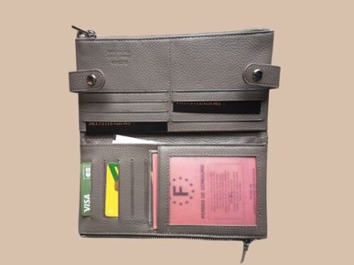 PORTEFEUILLE POCHETTE EN CUIR GRAINÉ