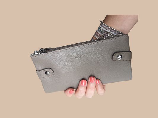 PORTEFEUILLE POCHETTE EN CUIR GRAINÉ
