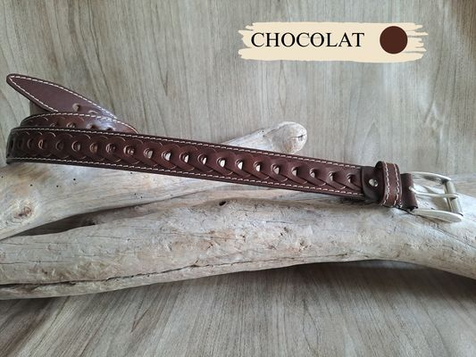 CEINTURE EN CUIR AU LOOK AUDACIEUX