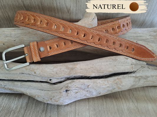 CEINTURE EN CUIR AU LOOK AUDACIEUX