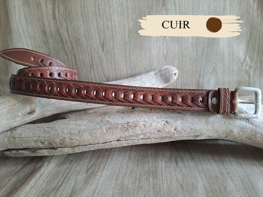 CEINTURE EN CUIR AU LOOK AUDACIEUX
