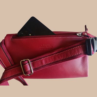 Banane femme en cuir. Katana