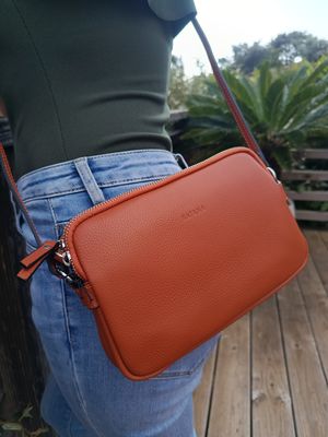W_DUBLIN (4) Sac bandoulière femme en cuir de vachette grainé