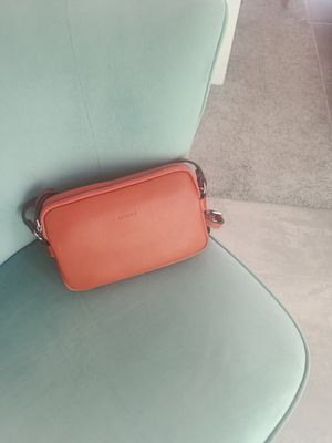 Sac bandoulière femme en cuir de vachette grainé