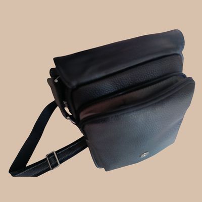 SACOCHE BANDOULIÈRE HOMME CUIR DE VACHETTE GRAINÉ