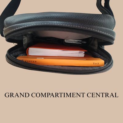 SACOCHE BANDOULIÈRE HOMME CUIR DE VACHETTE GRAINÉ