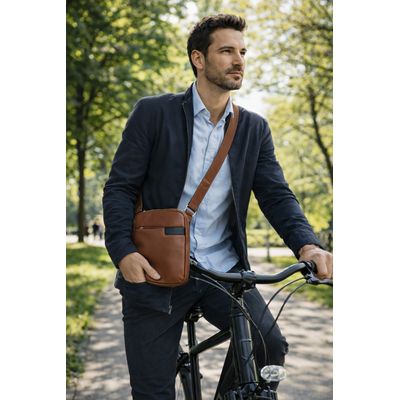 PETITE SACOCHE POUR HOMME EN CUIR DE VACHETTE SAUVAGE