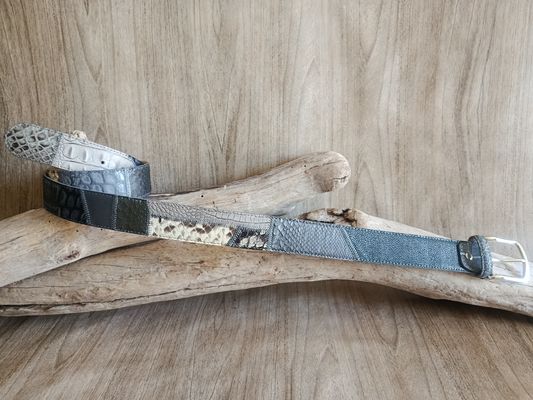 Ceinture luxe en cuir de python véritable
